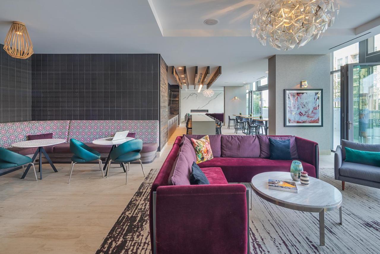 Отель Level Chicago - Old Town Экстерьер фото