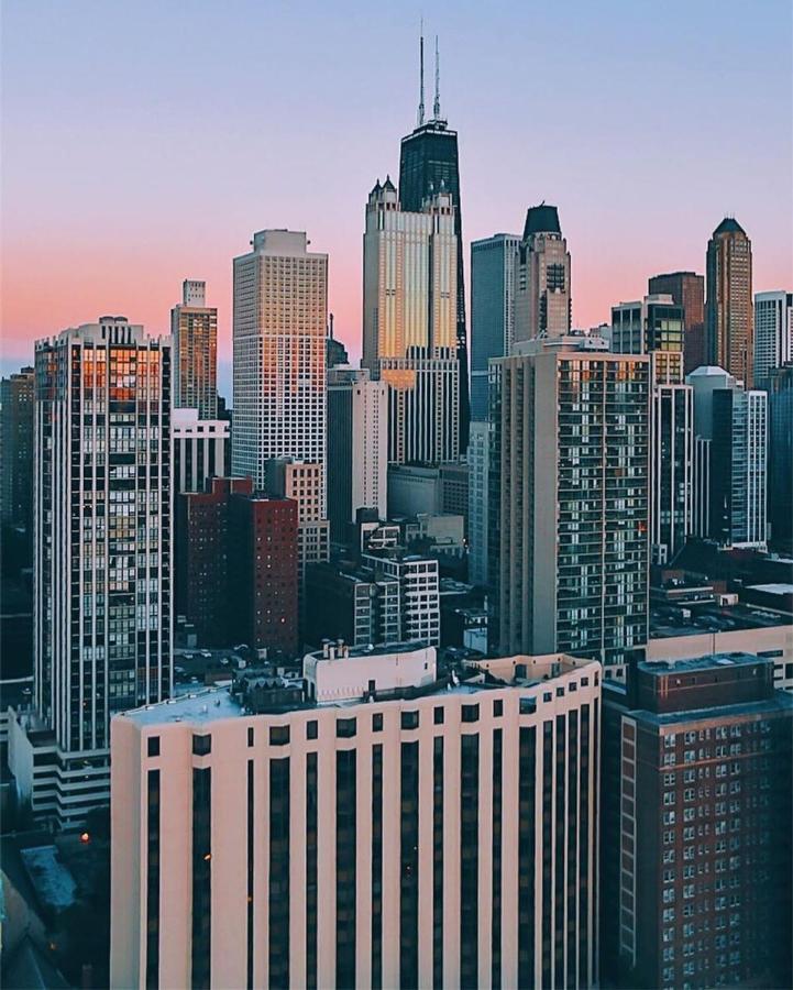 Отель Level Chicago - Old Town Экстерьер фото